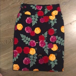 LuLaRoe S Cassie Like New